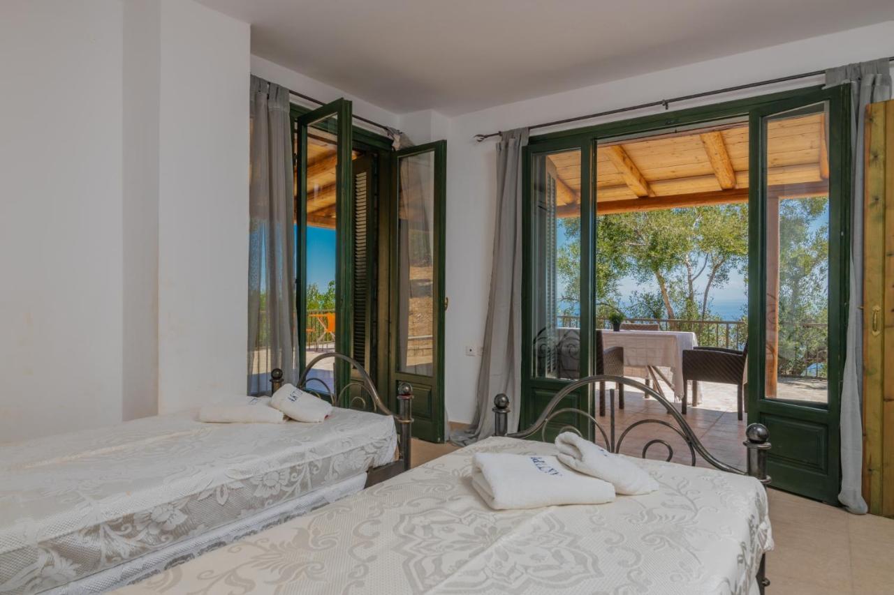 Armyra Villas Volímai Chambre photo